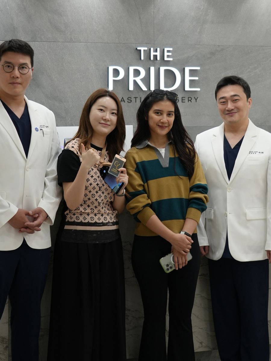 Fita Anggriani Ilham with CYL Korea Surgery